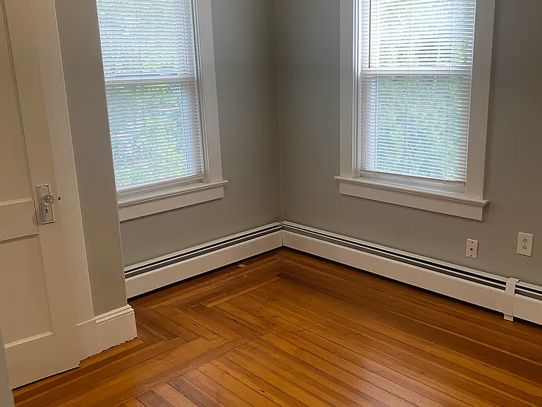 13 Central Ave — Photo 3