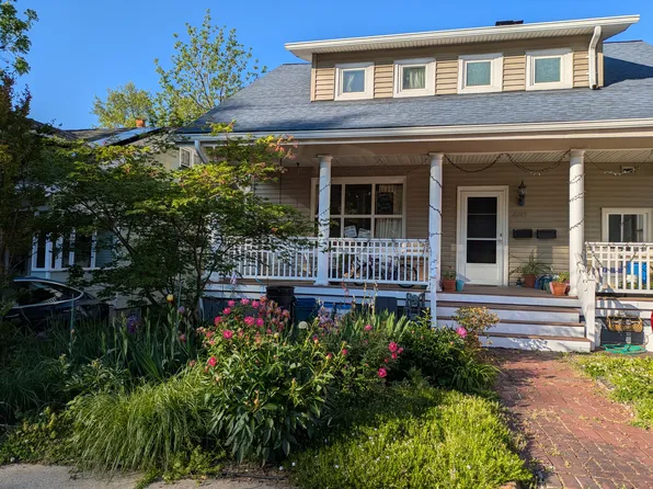 6749 Eastern Ave APT B, Takoma Park, MD 20912