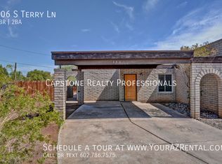 406 S Terry Ln, Tempe, AZ 85281