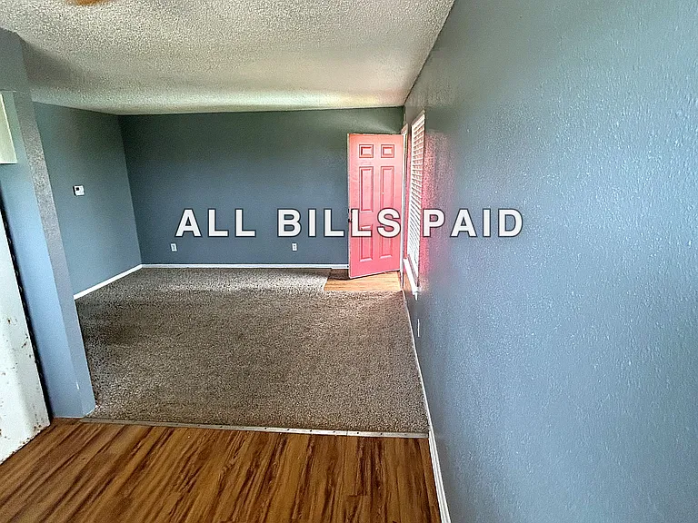 71st Street Apartment — Photo 1