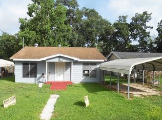 1240 Kyle Rd, Clute, TX 77531