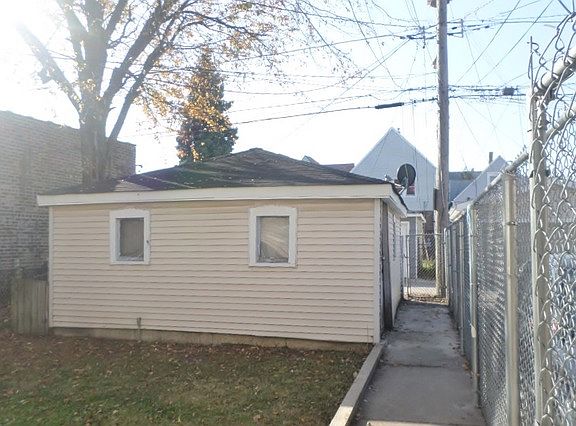 5th image of 1338 S 51st Ave