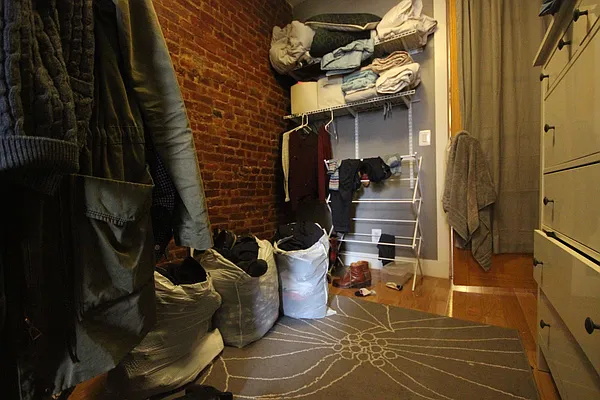 Rented by Nooklyn NYC LLC | media 17