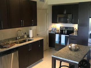 10677 SW 8th St, Pembroke Pines, FL 33025