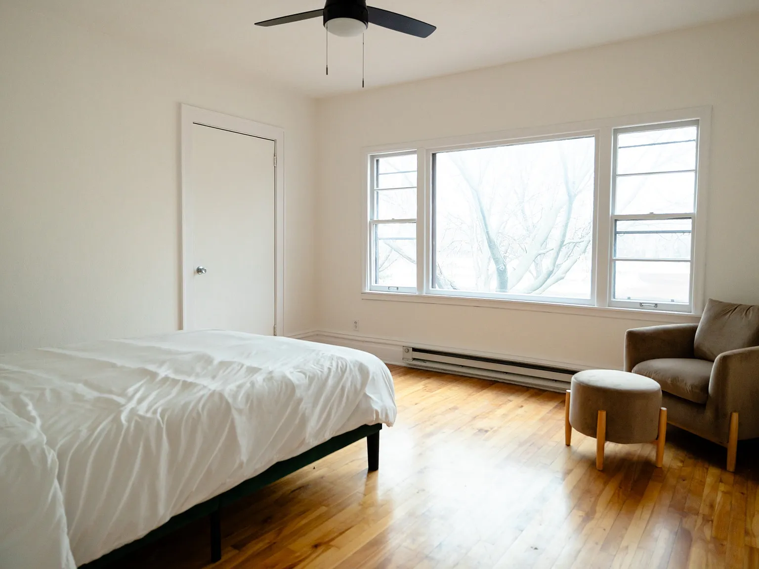 1126 Jefferson St NE — Photo 2
