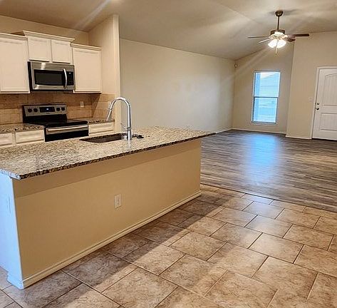 5th image of 6812 Brush Dr