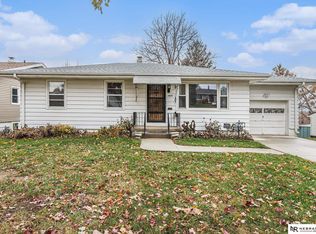 3066 S 44th St, Omaha, NE 68105