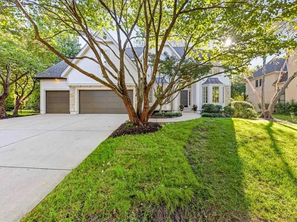 14105 Fontana St, Leawood, KS 66224