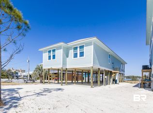 1456 W Lagoon Ave, Gulf Shores, AL 36542