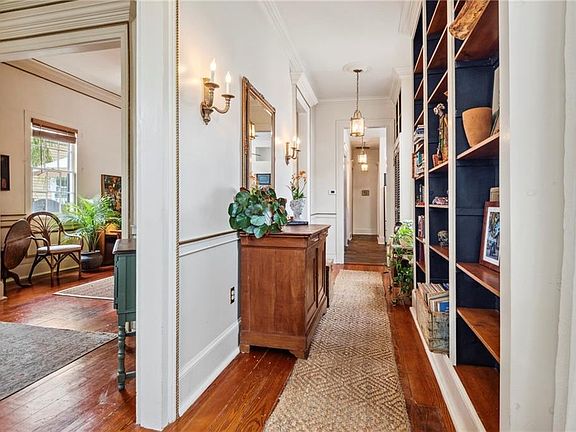 4th image of 2807 Dabadie St