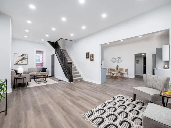 276 Gay St, Plain City, OH 43064