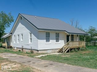 1002 Valley Dr, Perry, GA 31069