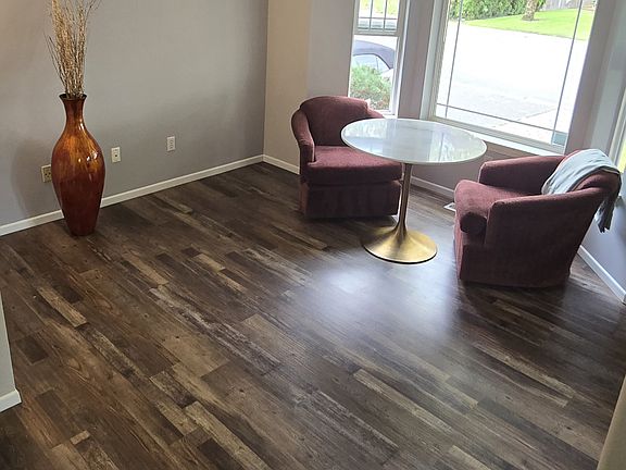 Entry way