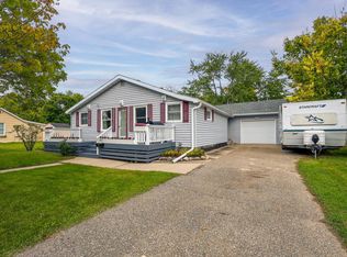 307 27th St, Bemidji, MN 56601