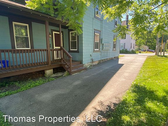 5th image of 10 Nichols Ave #12A