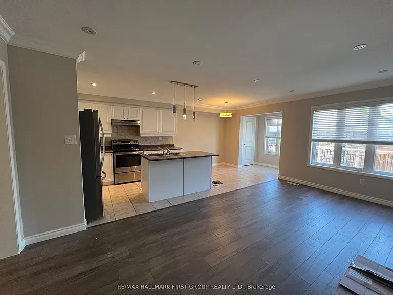 2424 Tillings Rd — Photo 8