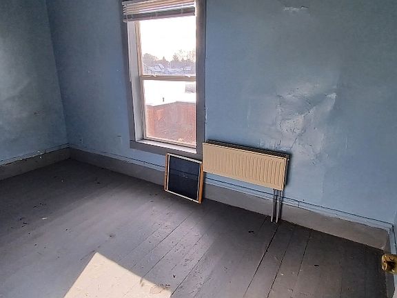 4th image of 269 N Main St APT 2