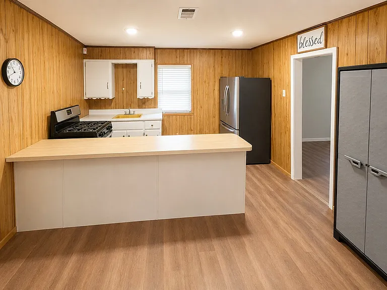 1401 Dubois St #1 — Photo 13