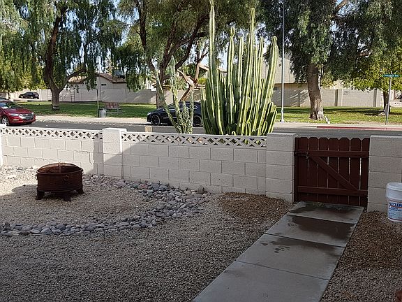 3rd image of 6618 W Cinnabar Ave