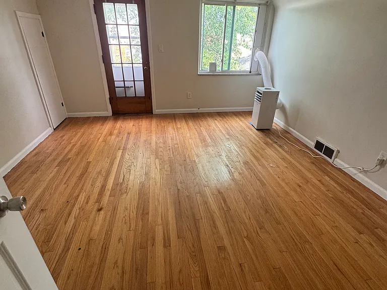 4670 Roemer St — Photo 10