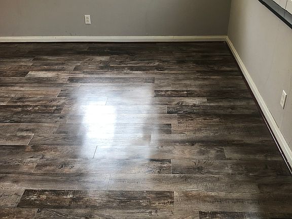 3rd image of 4286 Catalpa Dr APT 4