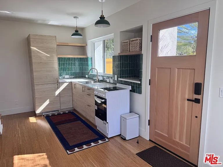 5022 E Mountain View Dr — Photo 6