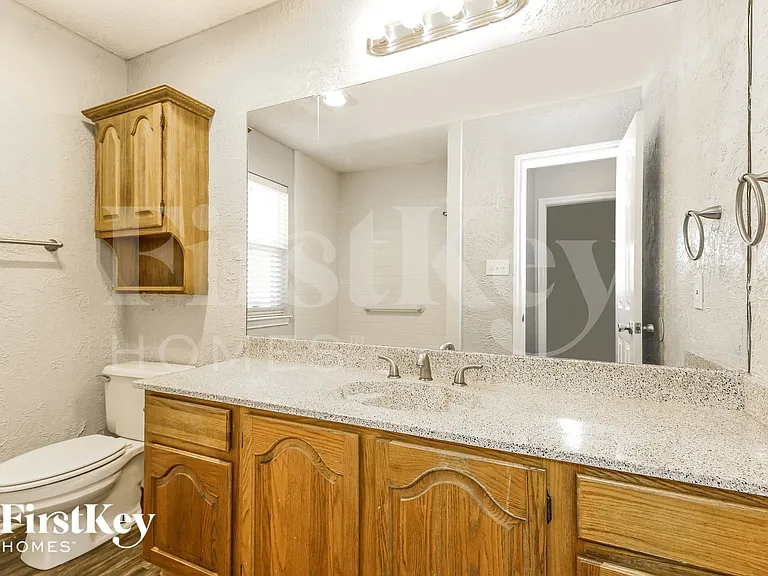 3418 McKamy Oaks Trl — Photo 12