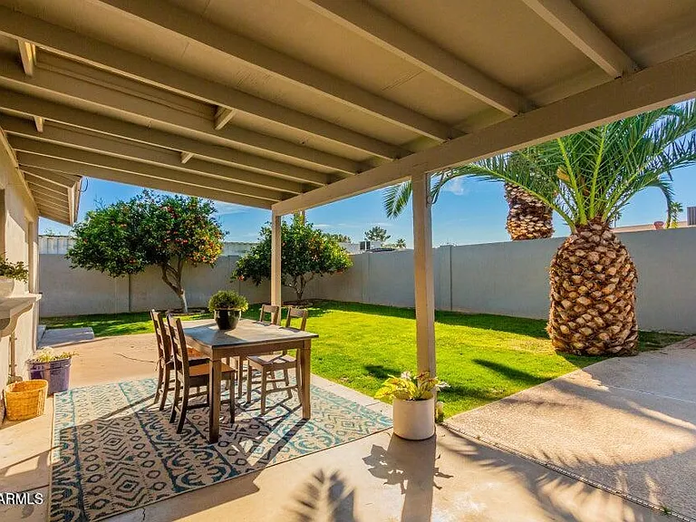 5337 E Gelding Dr — Photo 26