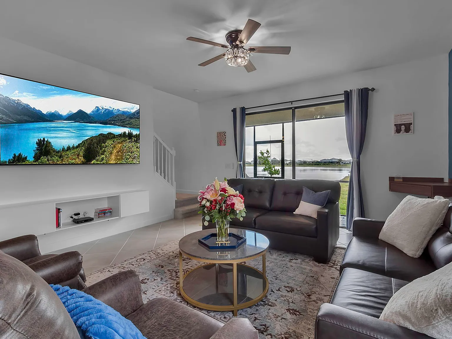 3 bed, 2.5 bath, 1871 sqft, $4,000 — Photo 3