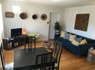 2004 Lombard Street, Philadelphia, PA 19146