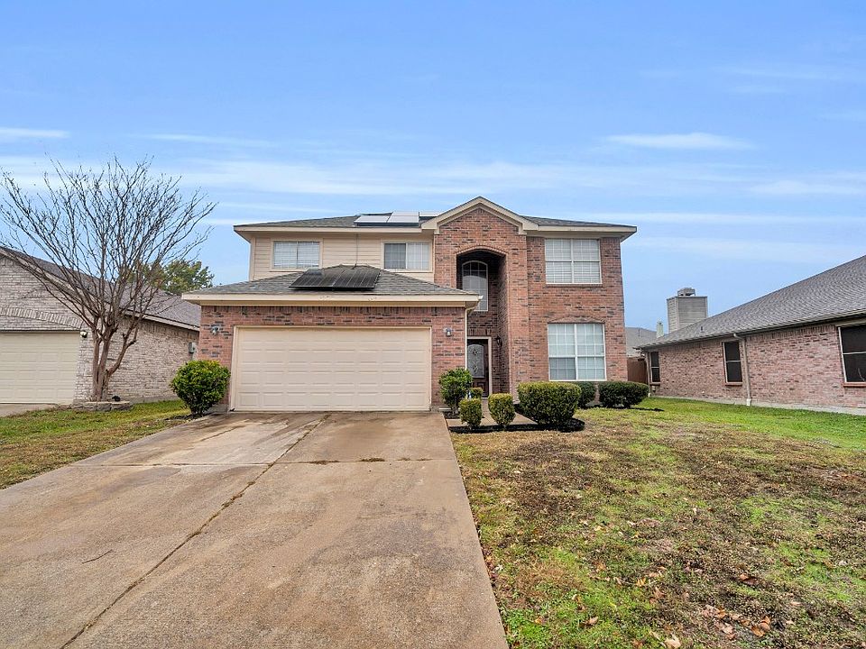 1st image of 2756 Scarborough Dr