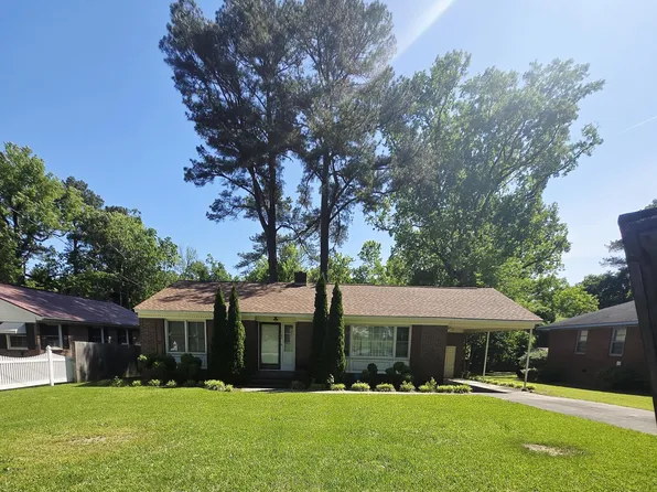 1157 S Cambridge Cir, Rocky Mount, NC 27801