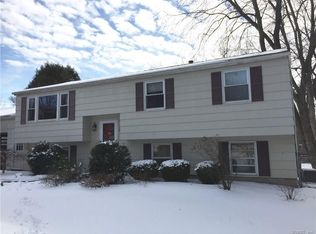 470 Bills Rd, Macedon, NY 14502