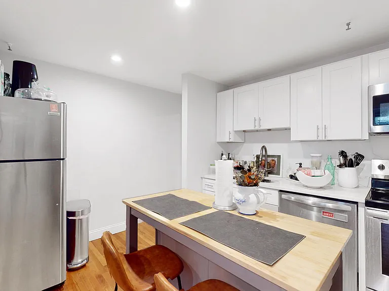 289 Beacon St #BF — Photo 6