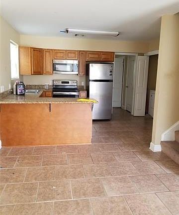 2nd image of 8535 Valor Dr