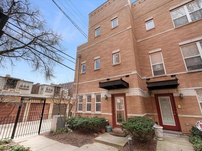 531 Chicago Ave #I, Evanston, IL, 60202