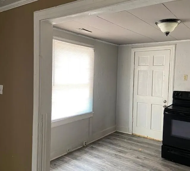 5107A Yadkin Dr — Photo 4