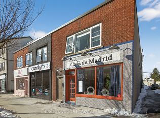 131 Lakeshore Rd E #4, Oakville, ON L6J1H3