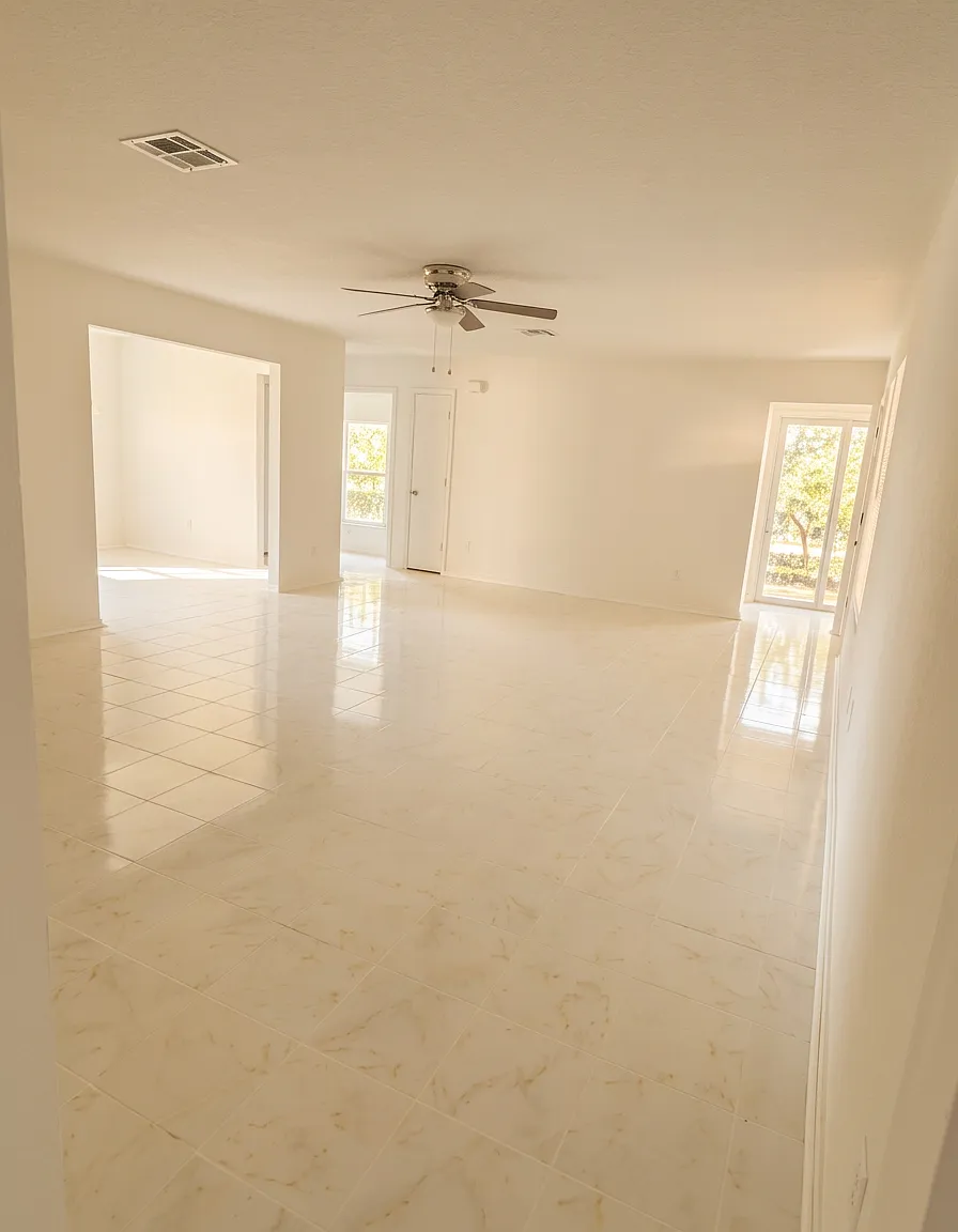 4 bed, 1920 sqft, $1,795 — Photo 2