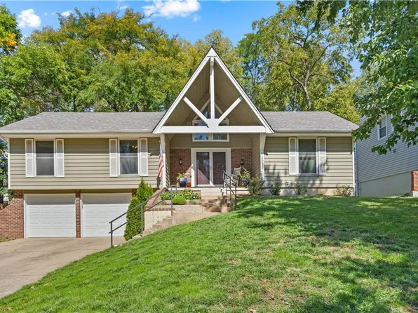 13038 W 102nd St, Lenexa, KS 66215