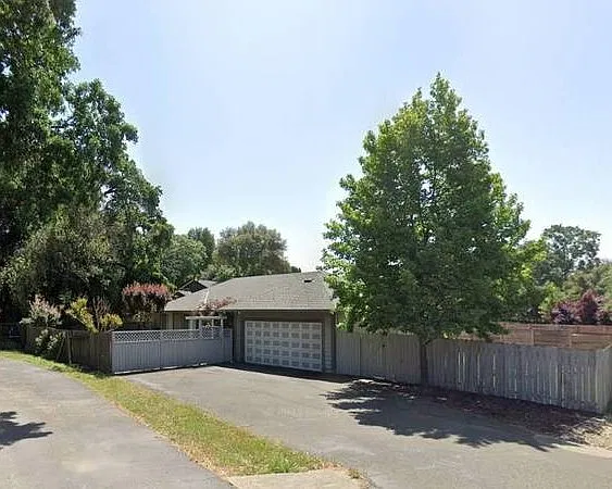 3 bed, 1475 sqft, $2,850 — Photo 1