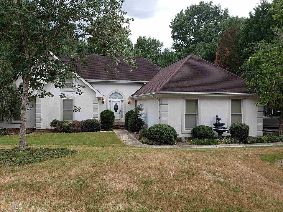 1st image of 602 Clubland Cir SE