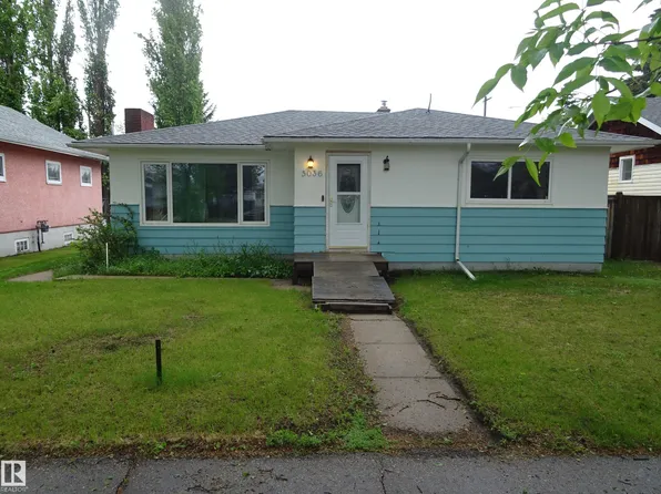 5036 52nd St, Andrew, AB T0B 0C0