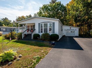 17 Watercress Dr, Rochester, NH 03868