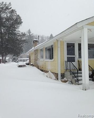 2nd image of 8256 Chiefs Dr