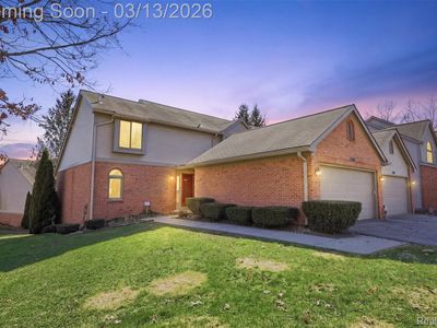 1004 Rosewood Ct, Brighton, MI, 48116