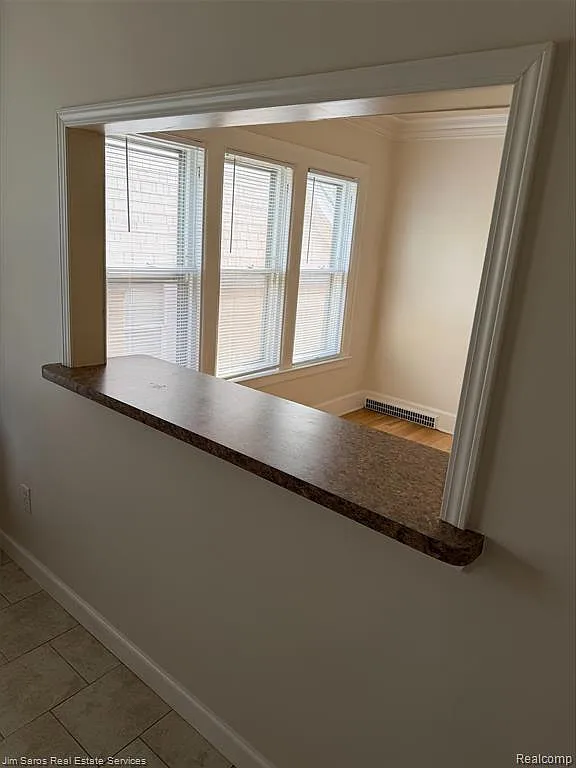 2 bed, 1000 sqft, $1,495 — Photo 4