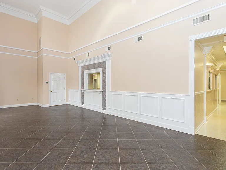 620 Quintard Ave #1 — Photo 6
