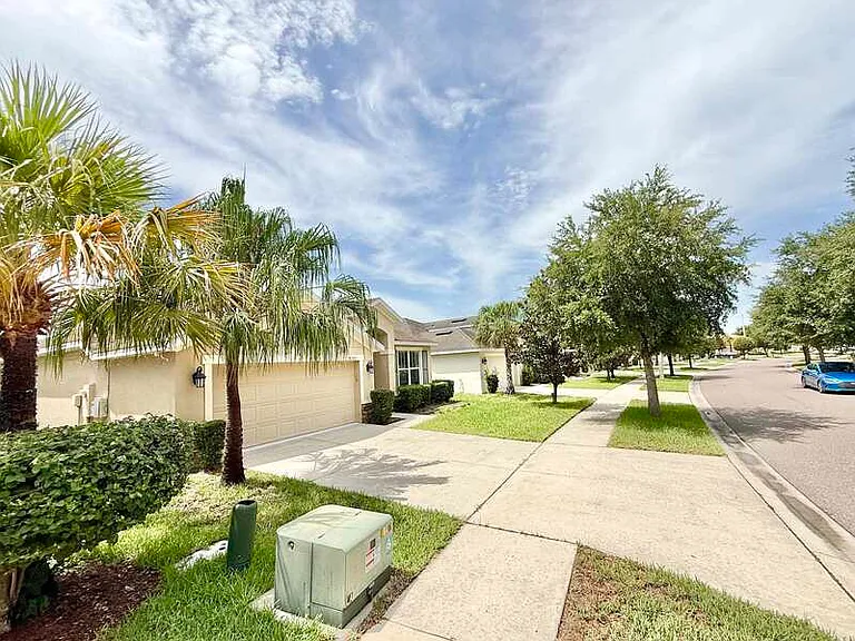 8222 Willow Beach Dr — Photo 5