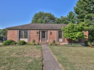 927 Palomino Dr, Villa Hills, KY